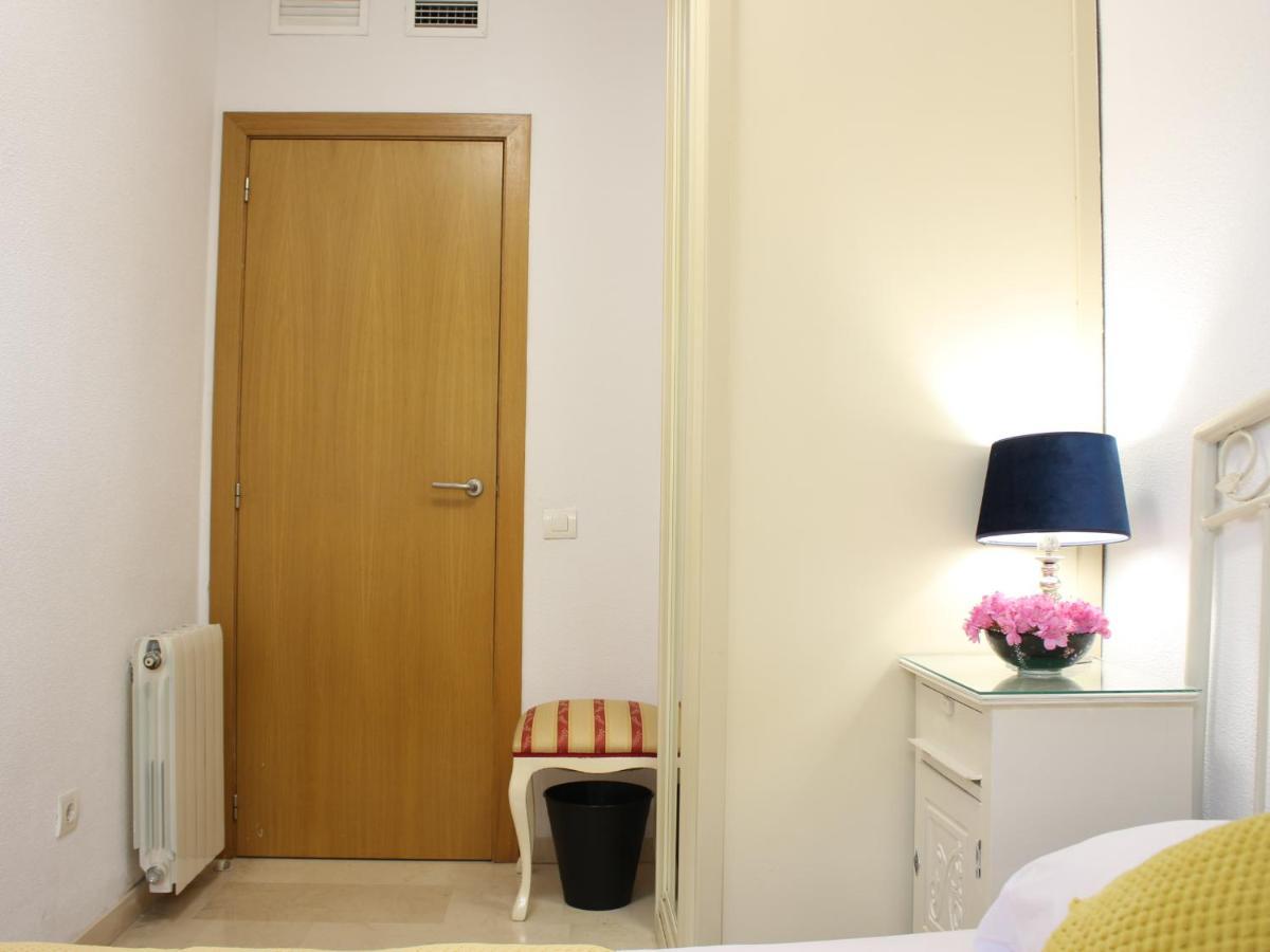 ☆The Peaceful Valencia Homestay☆ W/ Terrace⌘Parking⌘Bbq Valência Exterior foto