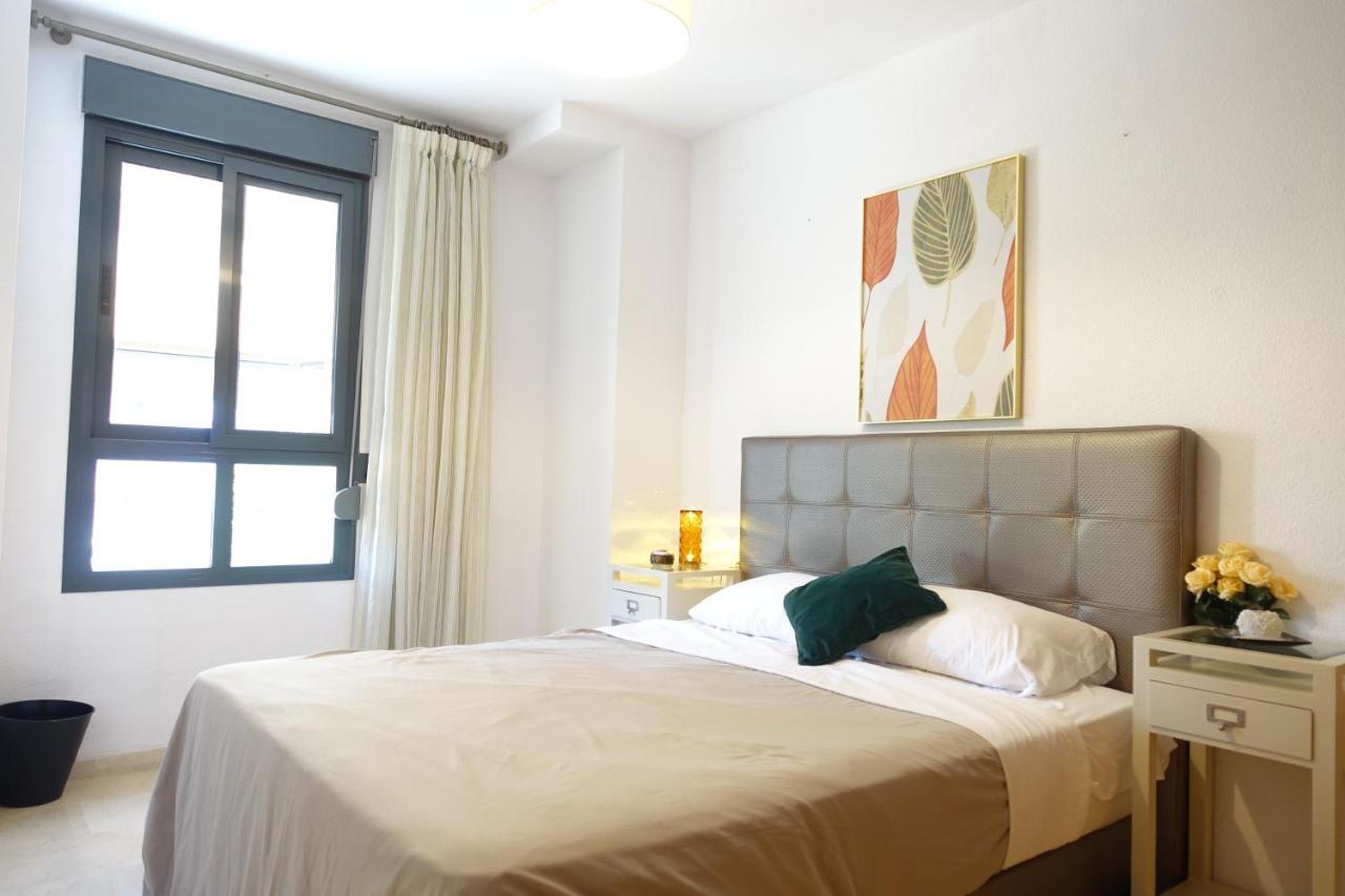☆The Peaceful Valencia Homestay☆ W/ Terrace⌘Parking⌘Bbq Valência Exterior foto