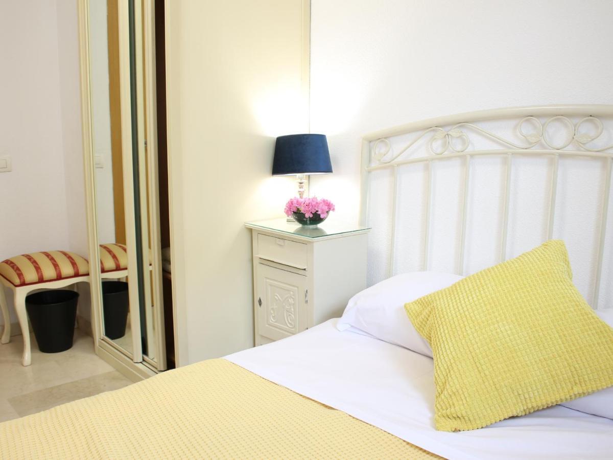 ☆The Peaceful Valencia Homestay☆ W/ Terrace⌘Parking⌘Bbq Valência Exterior foto