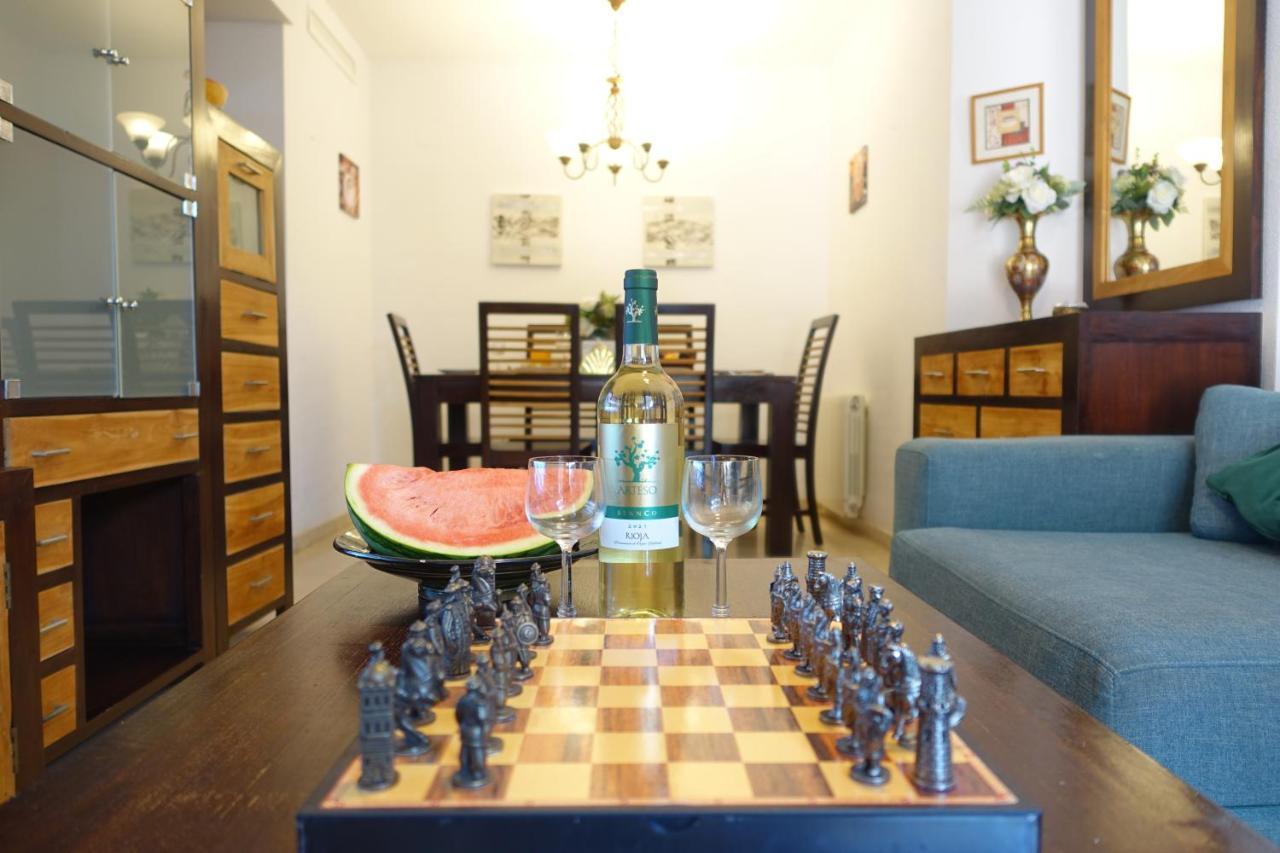 ☆The Peaceful Valencia Homestay☆ W/ Terrace⌘Parking⌘Bbq Valência Exterior foto